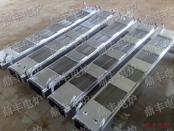 鼎丰电炉为西安电炉研究所配套生产12T熔炼炉磁轭